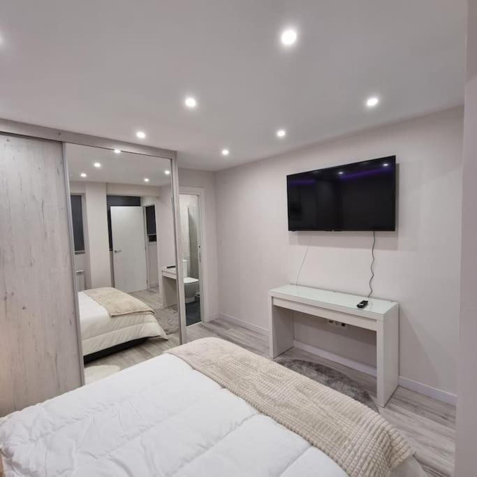Appartement Soho Boutique Tioda, Totalmente Reformado Junto A Las Estaciones, Wifi à Oviede Extérieur photo